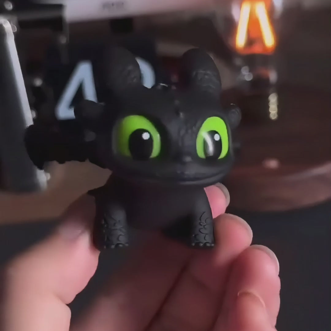 Load video: Toothless Dragon Car Ornament